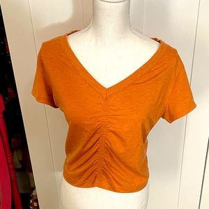 NWOT LOFT Ruched V-neck Crop T-shirt Medium